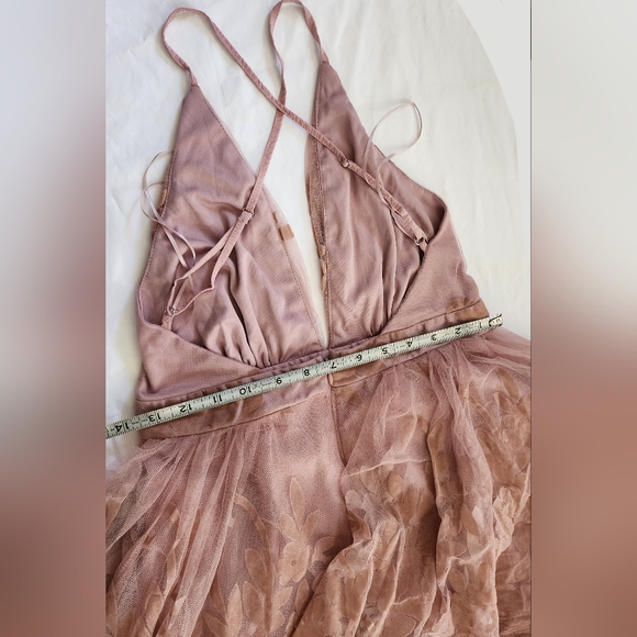 Luxxel Dusty Rose Floral Tulle Dress (sz small/petite) - Picture 13 of 16